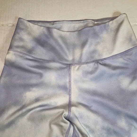 Nike Icon Clash Cropped Leggings Workout Training Light Thistle Purple - Picture 2 of 7